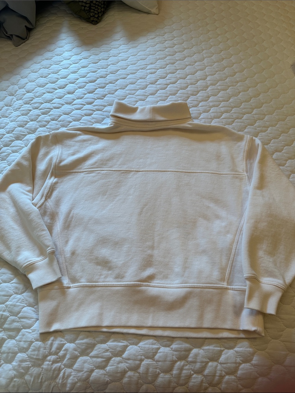 ALO Yoga Cream Hazy Mock-neck Pullover - Picture 5 of 5